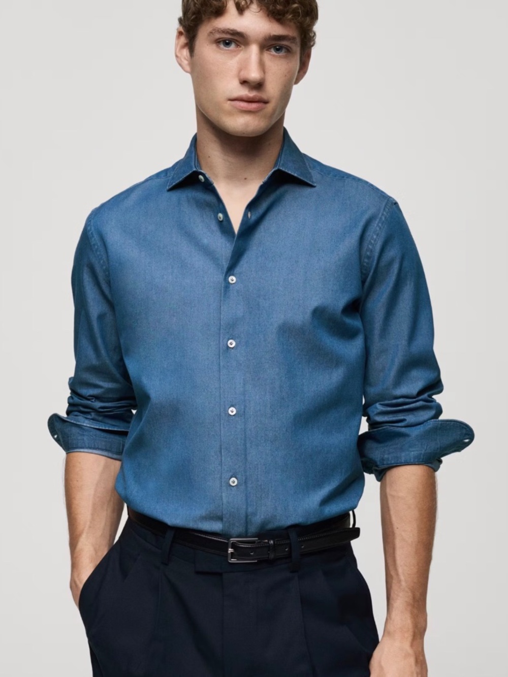 NWT MANGO Man Men’s Blue Chambray Shirt Slim Fit Size Large L - Picture 2 of 7